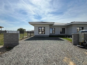 Duplex Mosnita Noua - direct de la proprietar, cu toate utilitatile - imagine 3