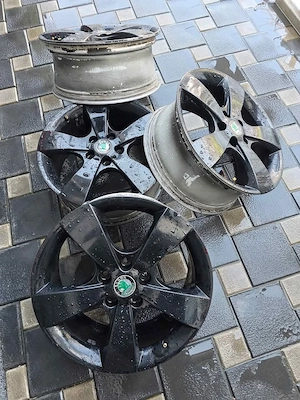 Jante Škoda Pegasus R17 5x112 ET54 7J OEM