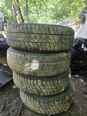 jante + anvelope 165/65r14