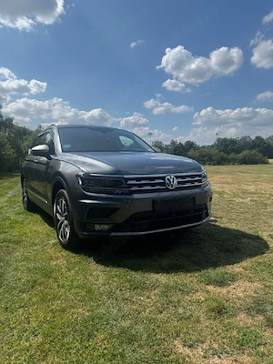 Volkswagen Tiguan 2.0 TDI 150 CP DSG   2018   Full Opțiuni   Istoric complet Volkswagen
