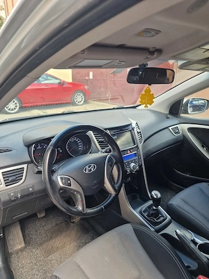 Hiunday i30 an 2014 1.6 crdi - imagine 5