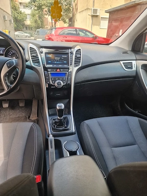 Hiunday i30 an 2014 1.6 crdi - imagine 6