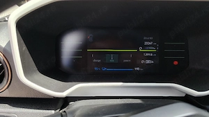 Vand Dacia Spring 2024 - imagine 9