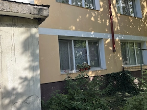 Vand ca spatiu comercial apartament 4 camere - imagine 8