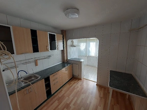 Inchiriez apartament  - imagine 2