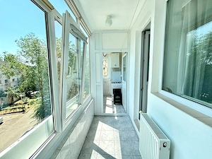 Inchiriez NUMAI  pe termen lung, apartament decomandat, 2 camere, zona TIC TAC - imagine 8