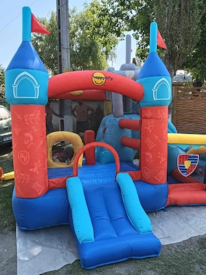 Vand loc de joaca  castel gonflabil