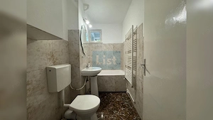 COMISION 0%Apartament 2camere,etajul 1/4,balcon 5mp, zona  HOTEL ROYAL - imagine 6