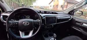 Toyota Hilux 2018 automata 2.4 diesel  - imagine 10