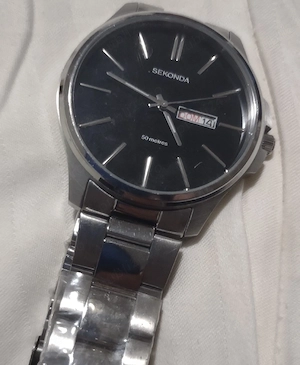 400 Lei. Nou. Ceas Sekonda Made in Japan. Ceas si brățară din oțel inoxidabil. Valabil in Iasi. 