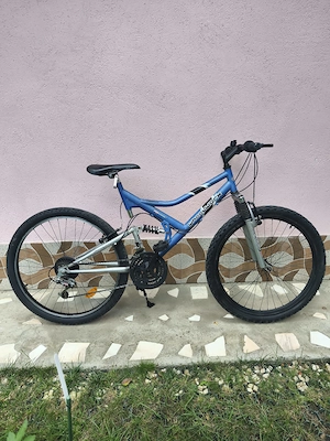 Bicicleta cu roti de 24
