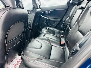 Volvo V40 - imagine 15