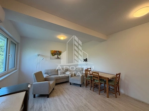 Apartament cu 2 camere de închiriat, Dumbravita,Central