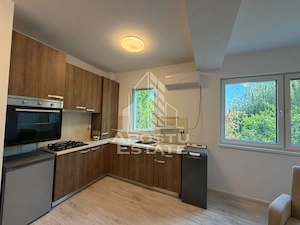 Apartament cu 2 camere de închiriat, Dumbravita,Central - imagine 10