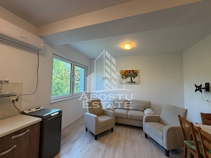 Apartament cu 2 camere de închiriat, Dumbravita,Central - imagine 2