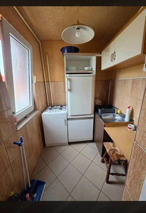 vând apartament cu 2 camere  - imagine 5