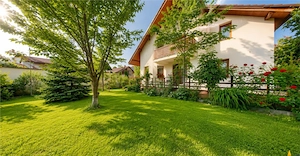 PROPRIETAR,vand vila 6 camere in Brasov,doua nivele situata langa Coresi,str Axente Banciu