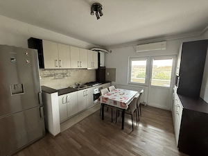 Inchiriez apartament 3 camere Girocului