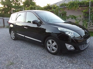 Renault Grand Scenic 2011!