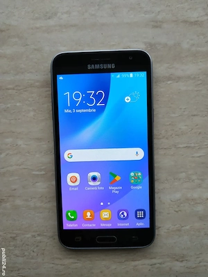 Samsung J6