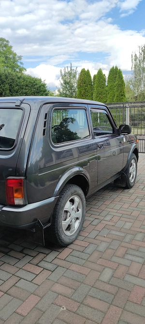 Lada Niva  - imagine 10