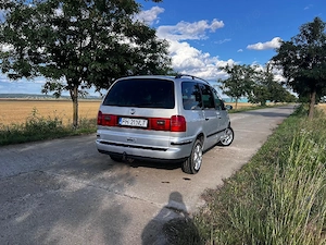 Volkswagen Sharan 1.9tdi AUY,an 2003 - imagine 5