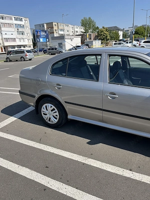 Skoda Octavia 1.9 TDI  AXR-2008-267000km - imagine 8