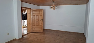 Casă 5 camere, zonă centrală, stradă liniștită   Călărași - imagine 5