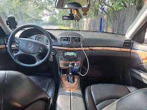 Mercedes-Benz E-Class W211 Facelift Avantgarde | 2.2 CDI 170 CP | Doar 241.000 KM reali | Automat - imagine 8