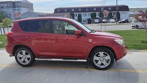 Toyota RAV4 2006 | 2.2 Diesel | 4x4 | Dotări de Top (Piele, Trapă, Navigație) - imagine 2