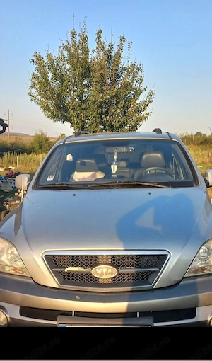 Vand Kia Sorento - imagine 2