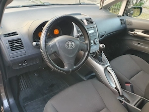Toyota Auris 1,4 diesel  - imagine 8