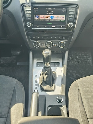 Skoda Octavia III Combi 2016 1.6 TDI ,Automata - imagine 6