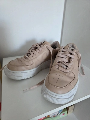 Nike Air crem marimea 38.5