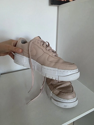 Nike Air crem marimea 38.5