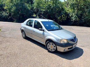 Vând  DACIA LOGAN LAUREATE - 2005, 74400km reali, unic proprietar,  benzina, gri metalizat, înmatric