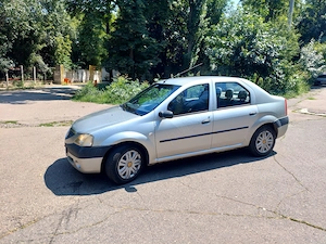 Vând  DACIA LOGAN LAUREATE - 2005, 74400km reali, unic proprietar,  benzina, gri metalizat, înmatric - imagine 4