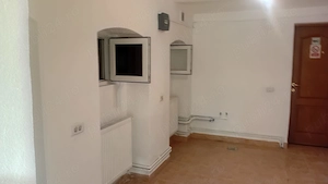 inch spatiu  demisol central (p-ta mare) - imagine 9