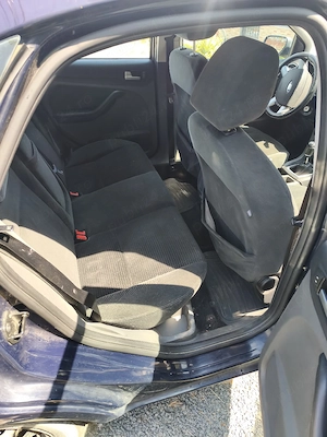 Vand ford focus 2 - imagine 2