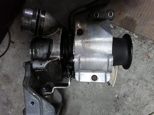 turbocompresor  turbina auto  BMW - imagine 4