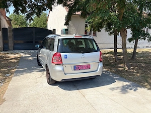 opel zafira 2013 - imagine 3