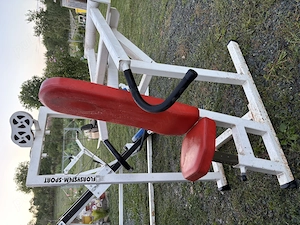 Aparat fitness Shoulder Press   aparat pentru umeri și tricepși