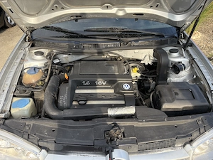 Volkswagen Golf 4 ,întreținut bine - imagine 8