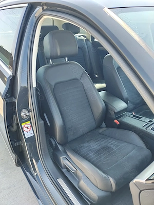 Volkswagen Passat highline, an 2019, motor 2.0 diesel, 150 cp. - imagine 10