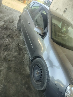 vand golf 5 2.0 bkd - imagine 3