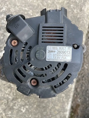 Vînd Alternator Valeo