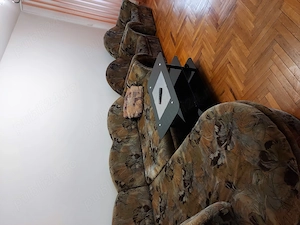 Inchiriez apartament  cu doua camere in Brasov, cartierul Scriitorilor.