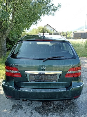 Mercedes B 200 - imagine 2