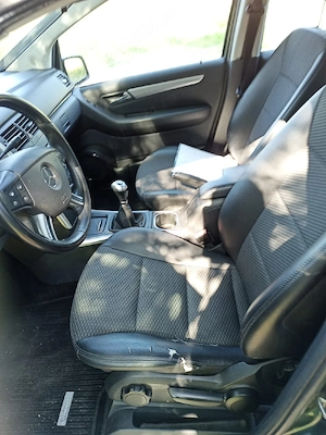 Mercedes B 200 - imagine 3