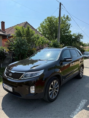 Kia Sorento - imagine 4